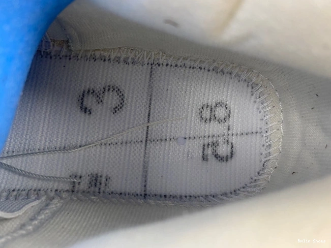 Bmlin Shoes AO2571-100 x 'White' 4 Levi's Air Jordan 0727